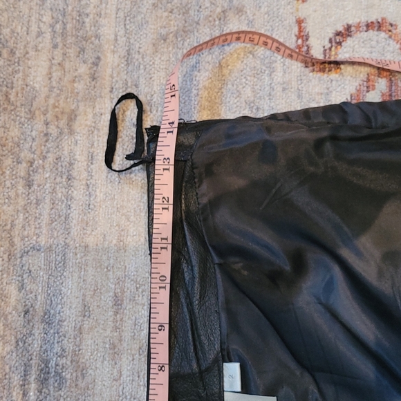 Vintage Leather Highrise Cropped Pants - Picture 10 of 14